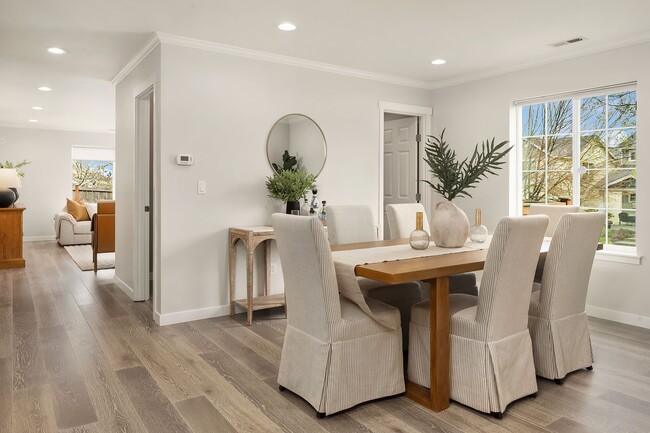 Building Photo - Stunning Redmond Ridge 4 bedroom
