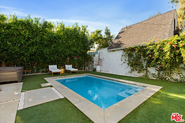 Building Photo - 0 N Edinburgh Ave