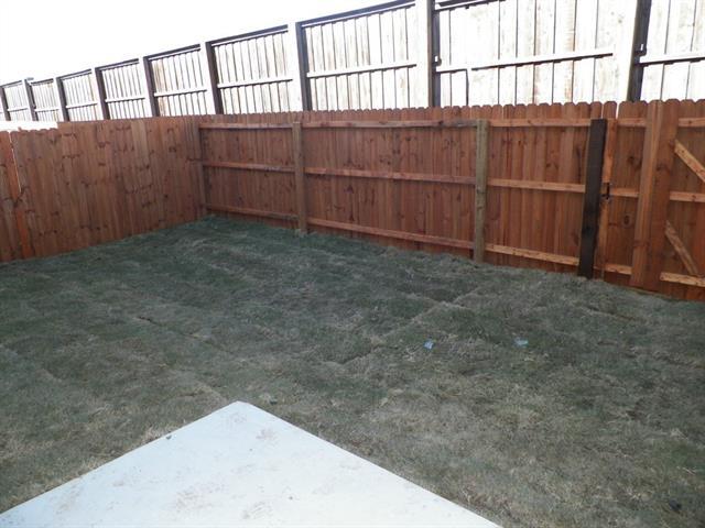 Building Photo - 409 Busher Dr