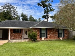 Building Photo - 1621 Brookfield Dr