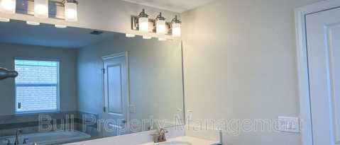 Building Photo - 11149 Longleaf Woods Dr