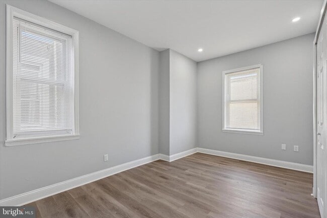 Building Photo - 162 N 62nd St