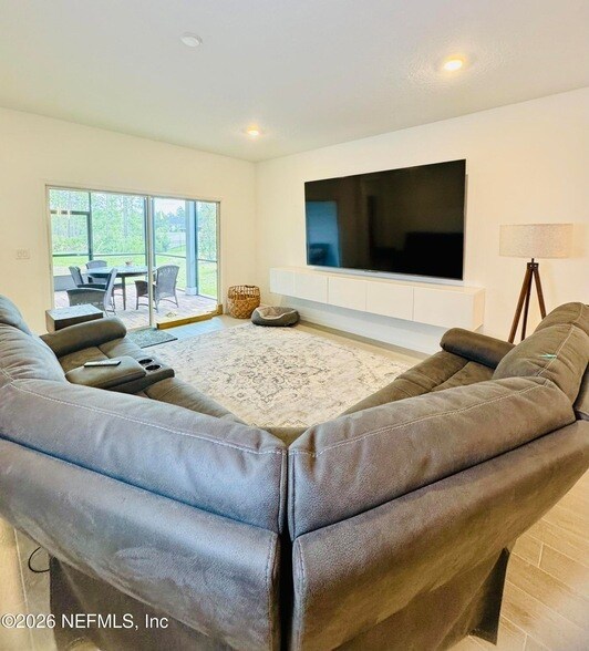 Building Photo - 73 Miromar Lk Dr