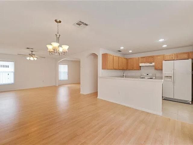 Building Photo - 2411 Ashecroft Dr