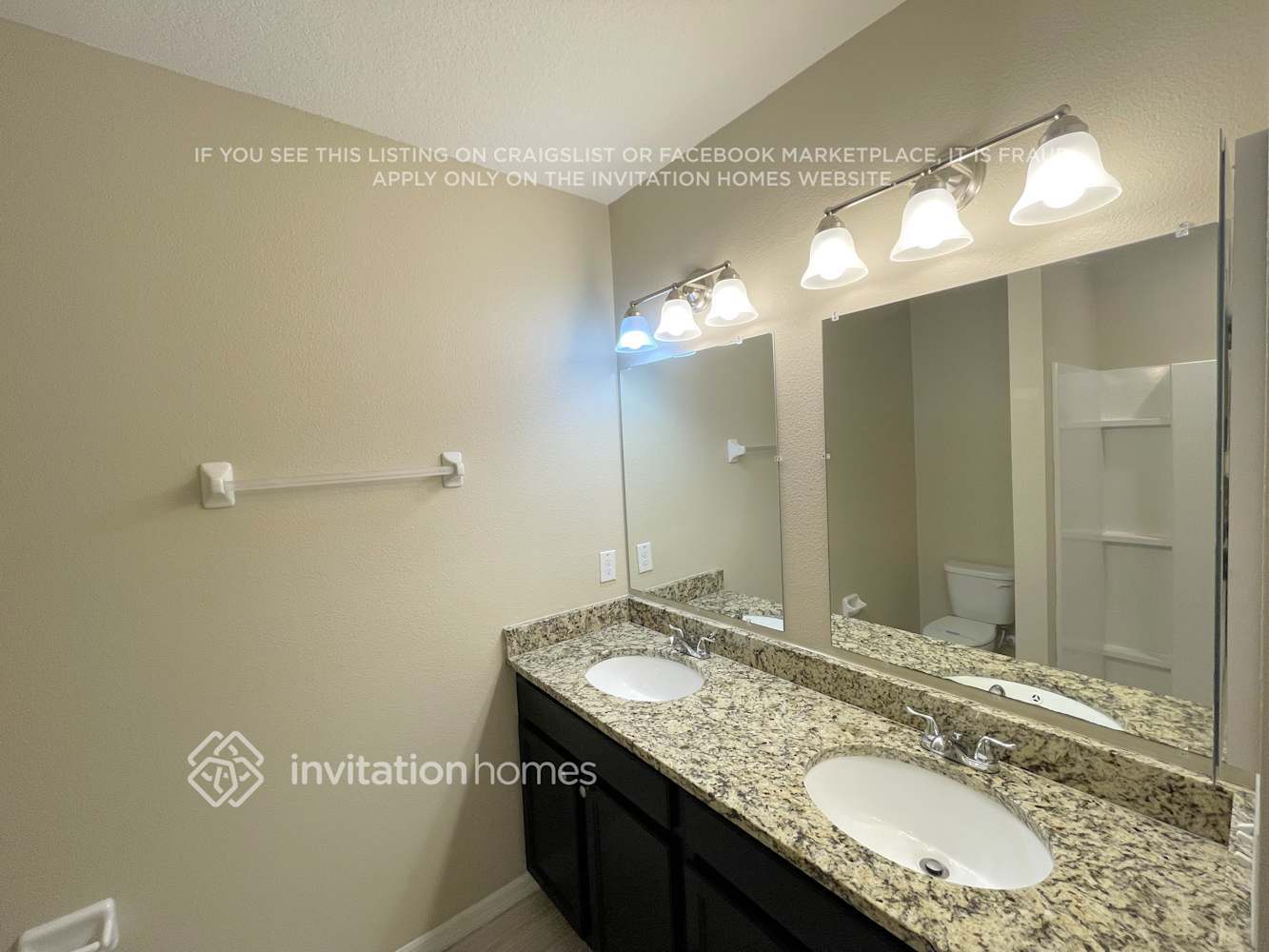 Building Photo - 8004 Pelican Reed Cir