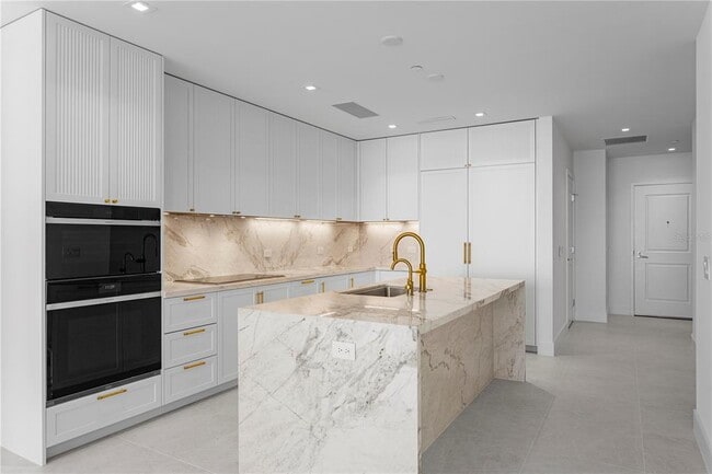 Building Photo - 3015 S Ysabella Ave