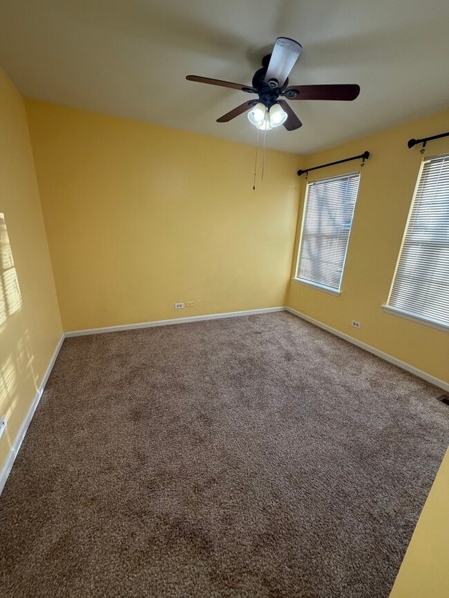 Building Photo - 2156 Camden Ln