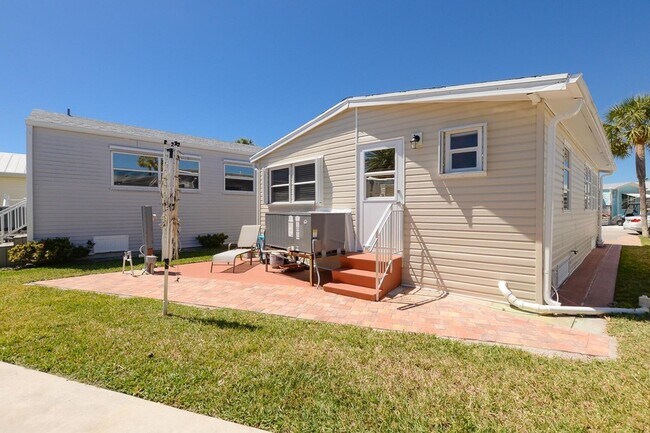 Building Photo - 122 Nettles Blvd