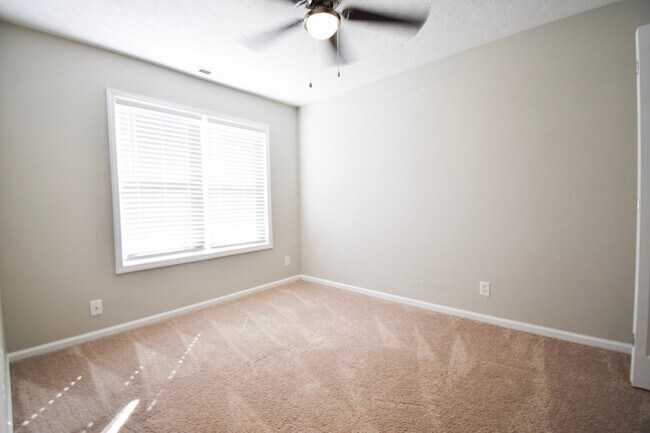 Building Photo - COMING SOON-3 Bedroom 2 Bathroom Home- Pets Considered