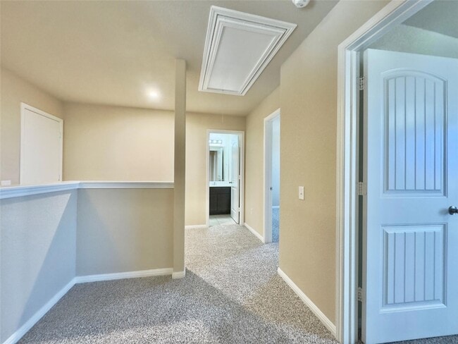 Building Photo - 1521 Maier Dr