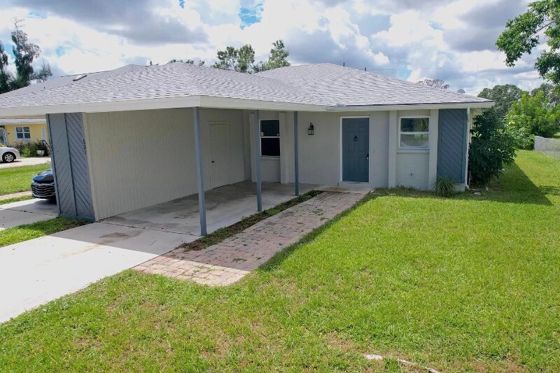 Building Photo - 203 Golf Club Ln