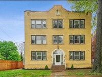 Building Photo - 208-210 Magnolia Street