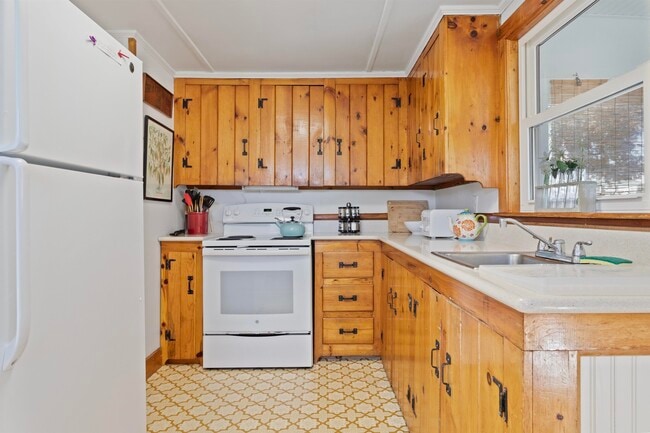 Building Photo - 53 Foss Cir