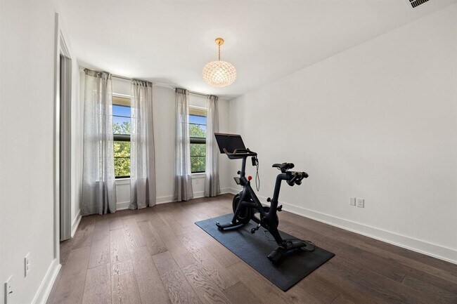 Building Photo - 3700 Clawson Rd