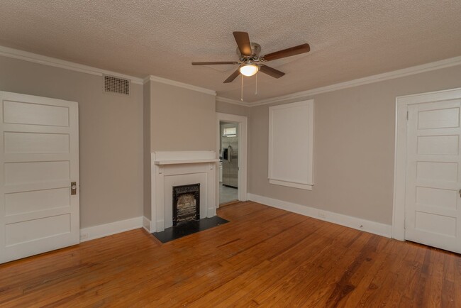 Building Photo - Beautiful brick cottage on Central Avenue ...