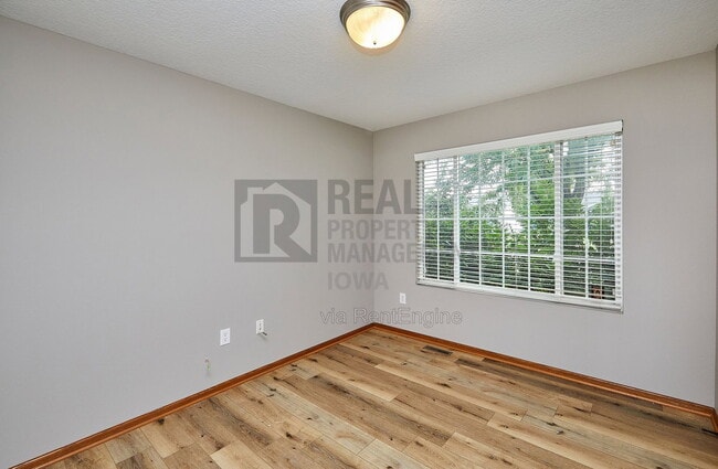 Building Photo - 3504 163rd St
