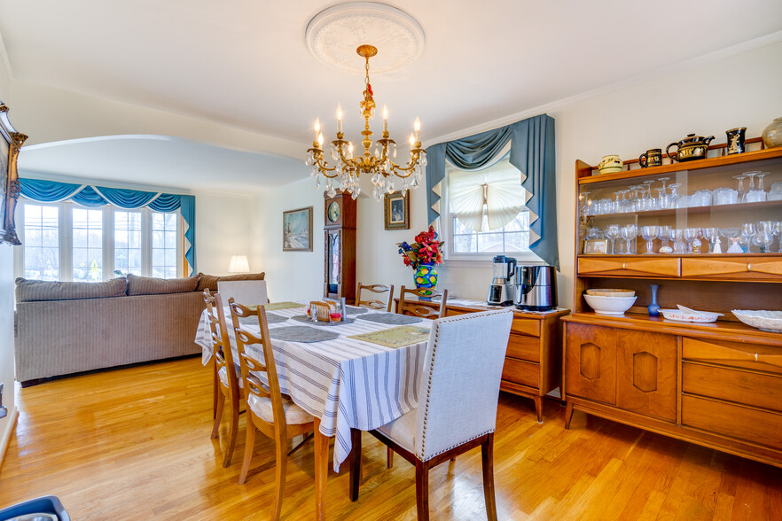 Dining Room - 9215 Cherrytree Dr