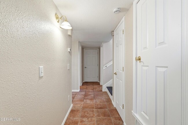 Building Photo - 7536 Le Conte Dr
