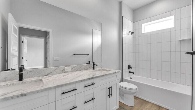 Building Photo - 1155 Windjammer Dr