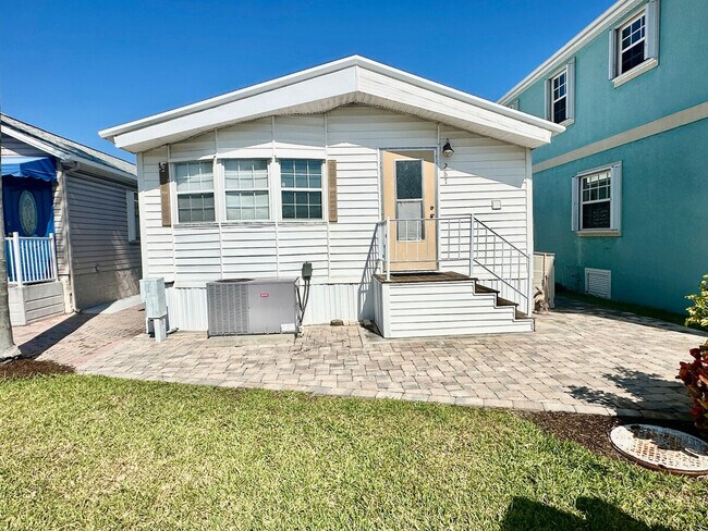 Building Photo - 287 Nettles Blvd