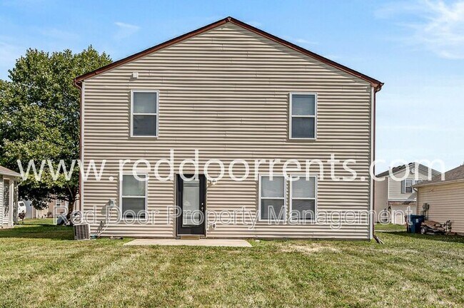 Building Photo - 7941 States Bend Dr
