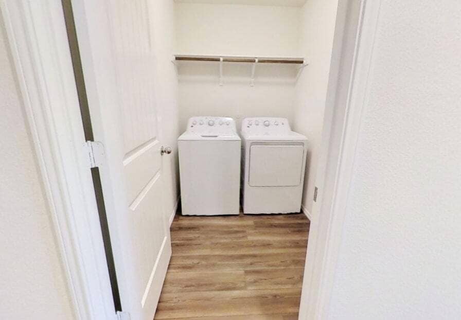 Building Photo - 408 Red Rock Trl