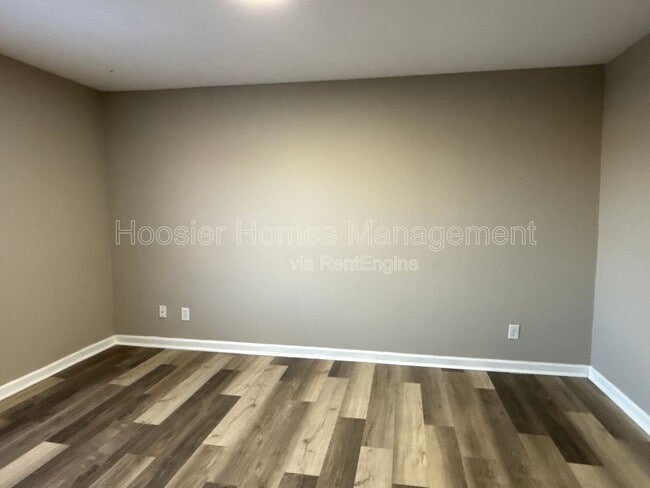 Building Photo - 1340 Barth Ave