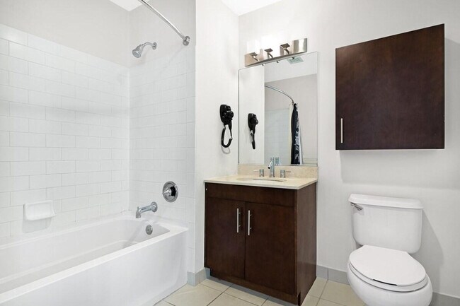 Building Photo - 479 Washington Blvd