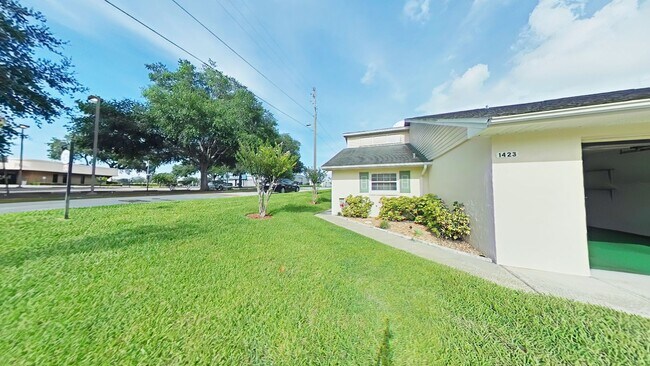 Building Photo - 1423 Disston Ave