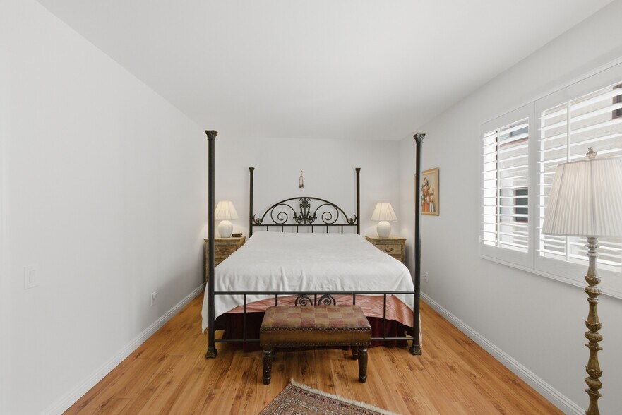 Building Photo - 6225 Shoup Ave