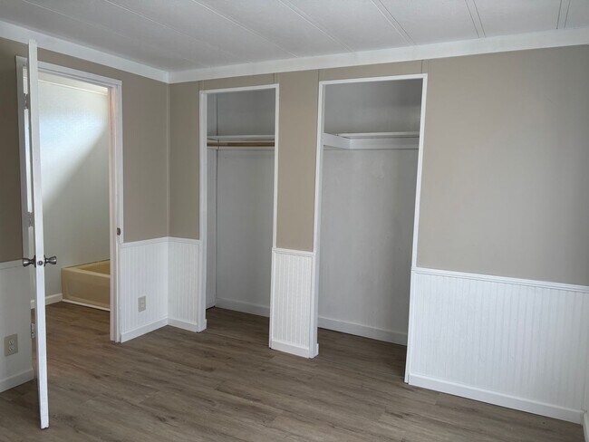 Building Photo - 2 BED, 2 BATH NEWLY REMOLDED MOBILE HOME IN PARK LOCATED IN EAGLE SPRINGS