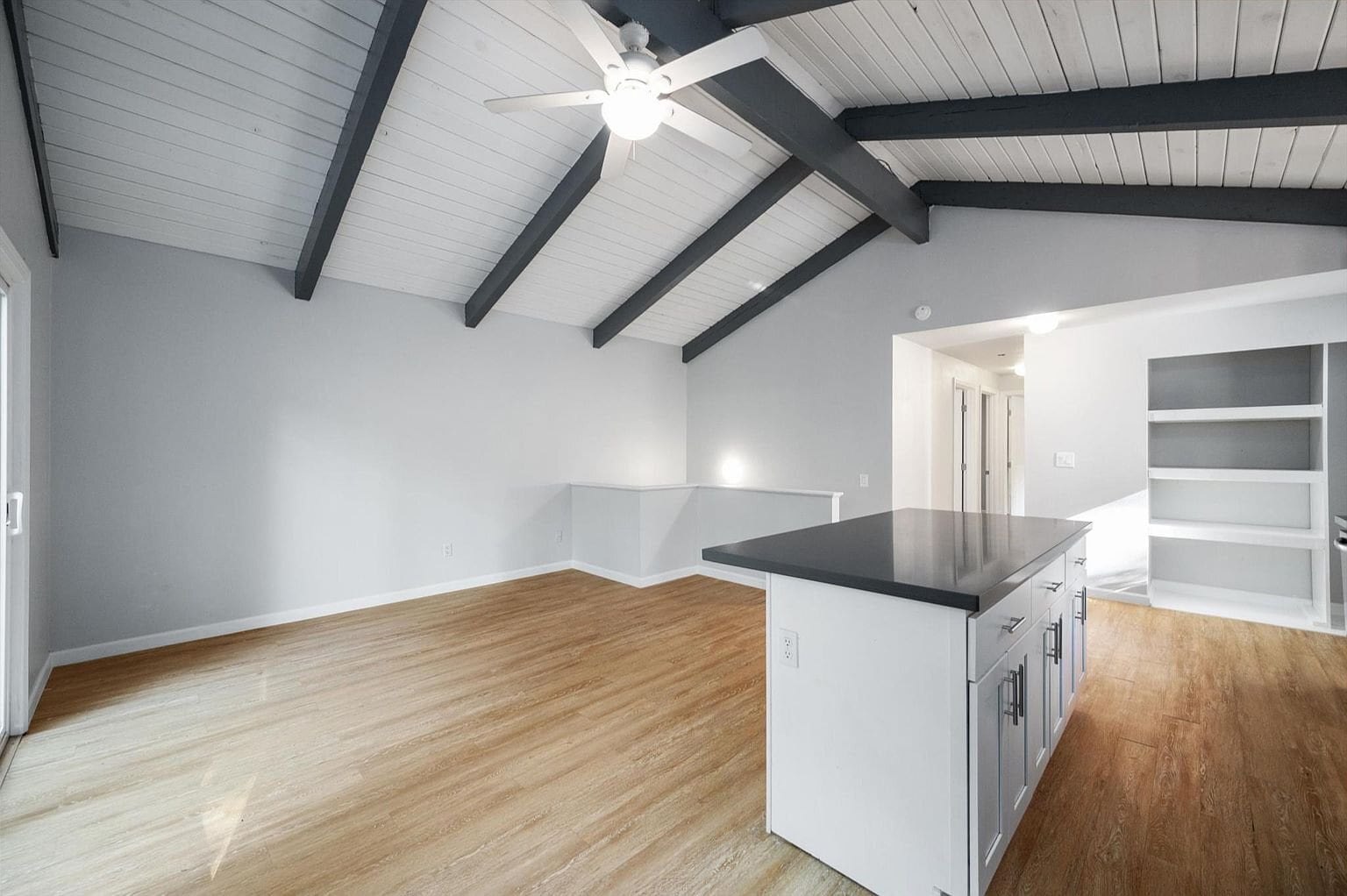 Building Photo - 136 Windward Dr
