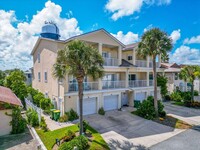 Building Photo - Feel the Ocean Breezes