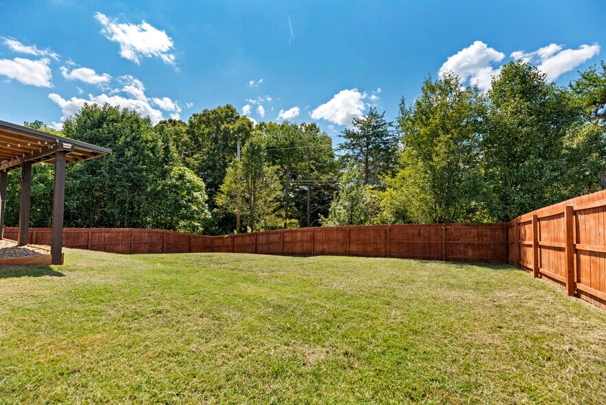 Building Photo - 317 Wynberry Ct