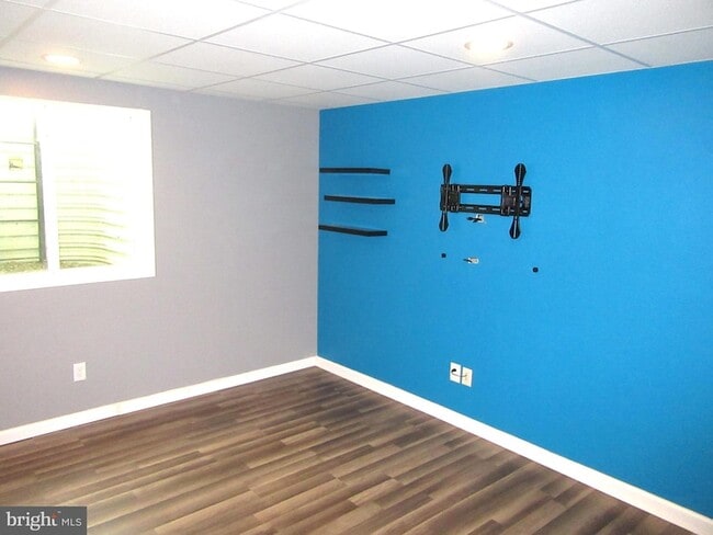 Building Photo - 19 Karina Ct