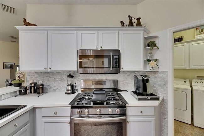 Building Photo - 2068 Sifield Greens Way