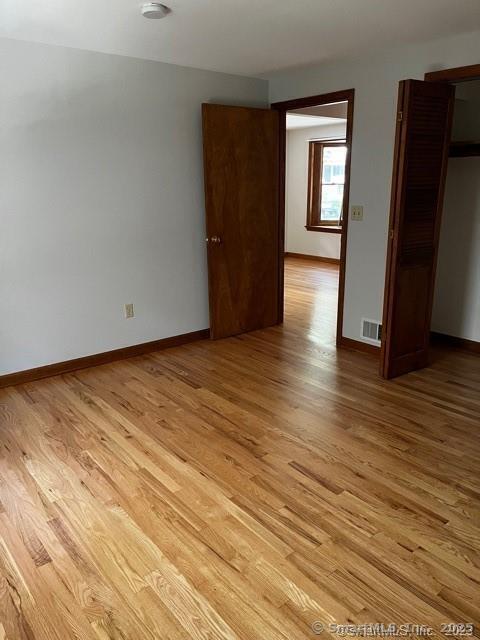 Building Photo - 21 Hollow Tree Rd