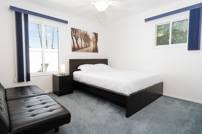 Building Photo - Coming Soon!