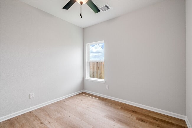Building Photo - 32315 Clouser Minnou Ct