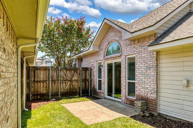 Building Photo - 1329 Maywood Ct