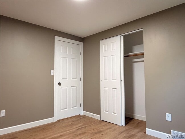 Building Photo - 4890 Bussendorfer Rd