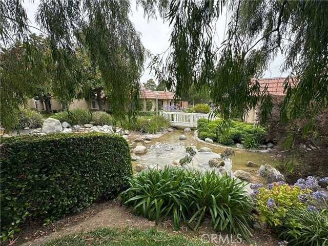 Building Photo - 18598 Creek