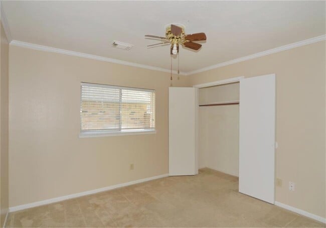 Building Photo - 11514 Sagecreek Dr
