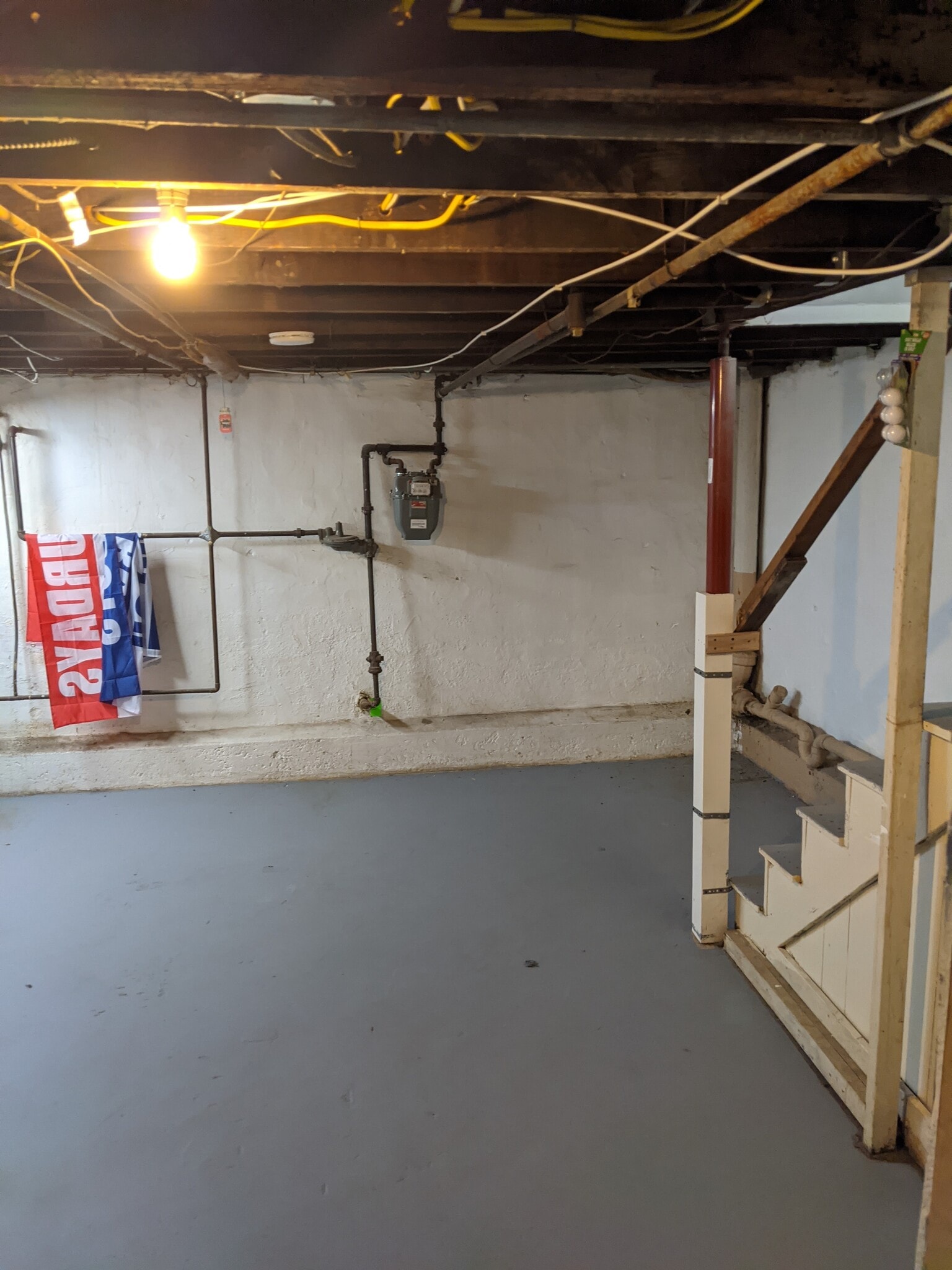 Building Photo - 24 Davis Ave