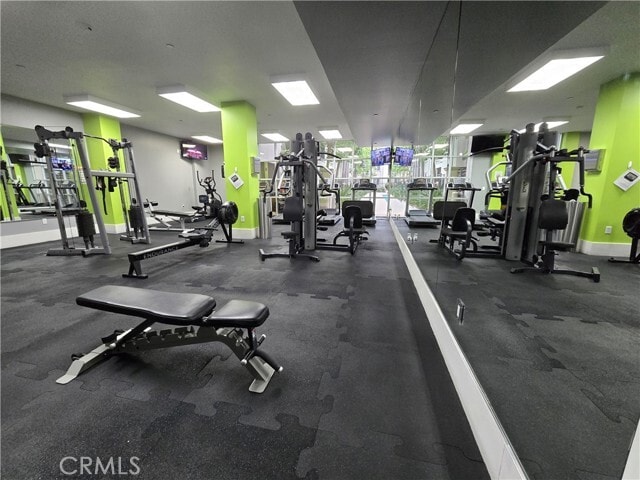 Building Photo - 2225 Scholarship