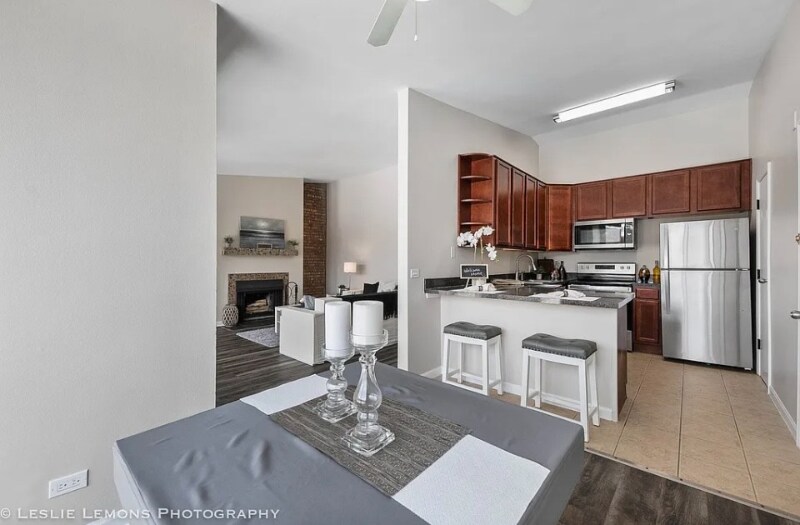 Building Photo - 6018 ELake Dr