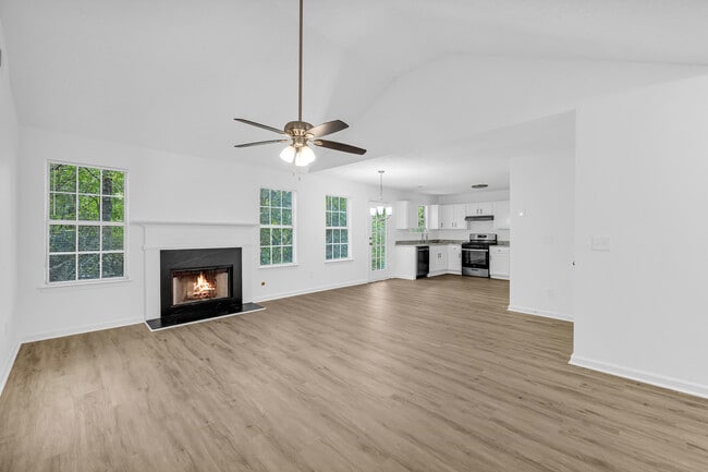 Building Photo - 4084 Waldrop Hills Dr