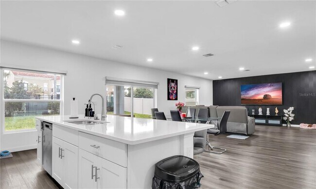 Building Photo - 5148 Tuscany Ln