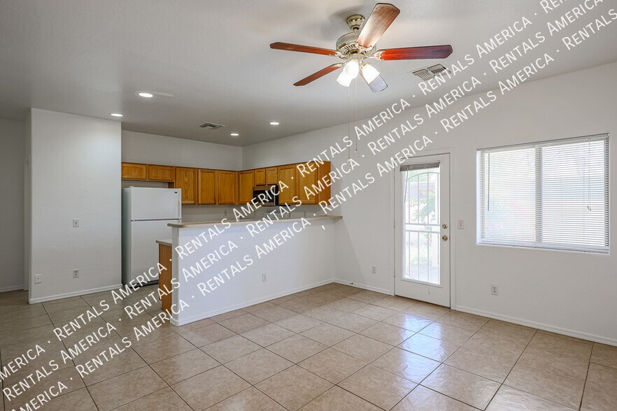 Building Photo - 6837 N 81st Dr
