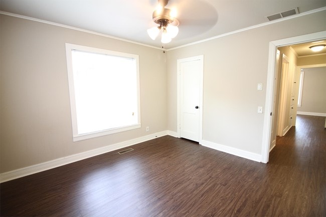 Building Photo - 2019 S Q St